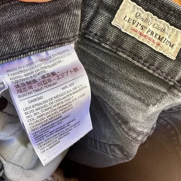 Levi’s Faded Black Distressed Skinny Mid Rise Jeans Size 29 - Picture 2 of 13